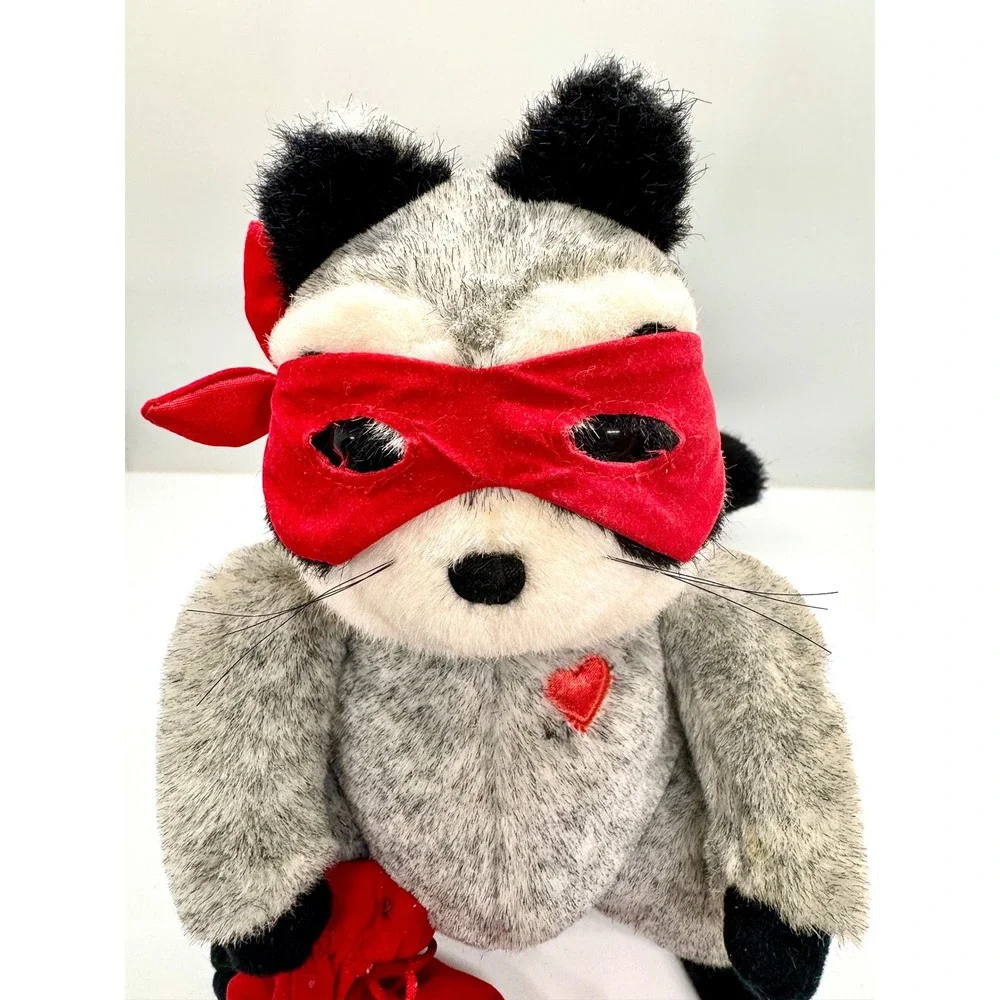 Vintage Hallmark Bandit Raccoon Plush Red Mask Heart Bag Grey Stuffed Animal‎ 9